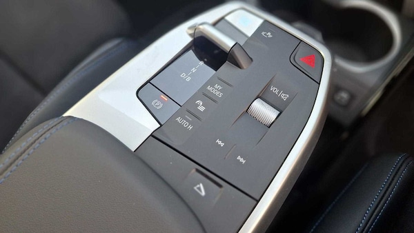 Used BMW iX2 2025 for sale - 75260046: Photo 4