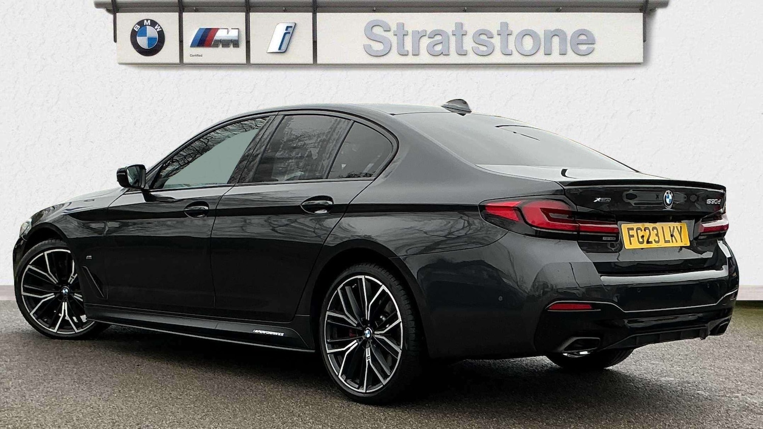 Used BMW 5 Series 2023 for sale - 77615482: Photo 2