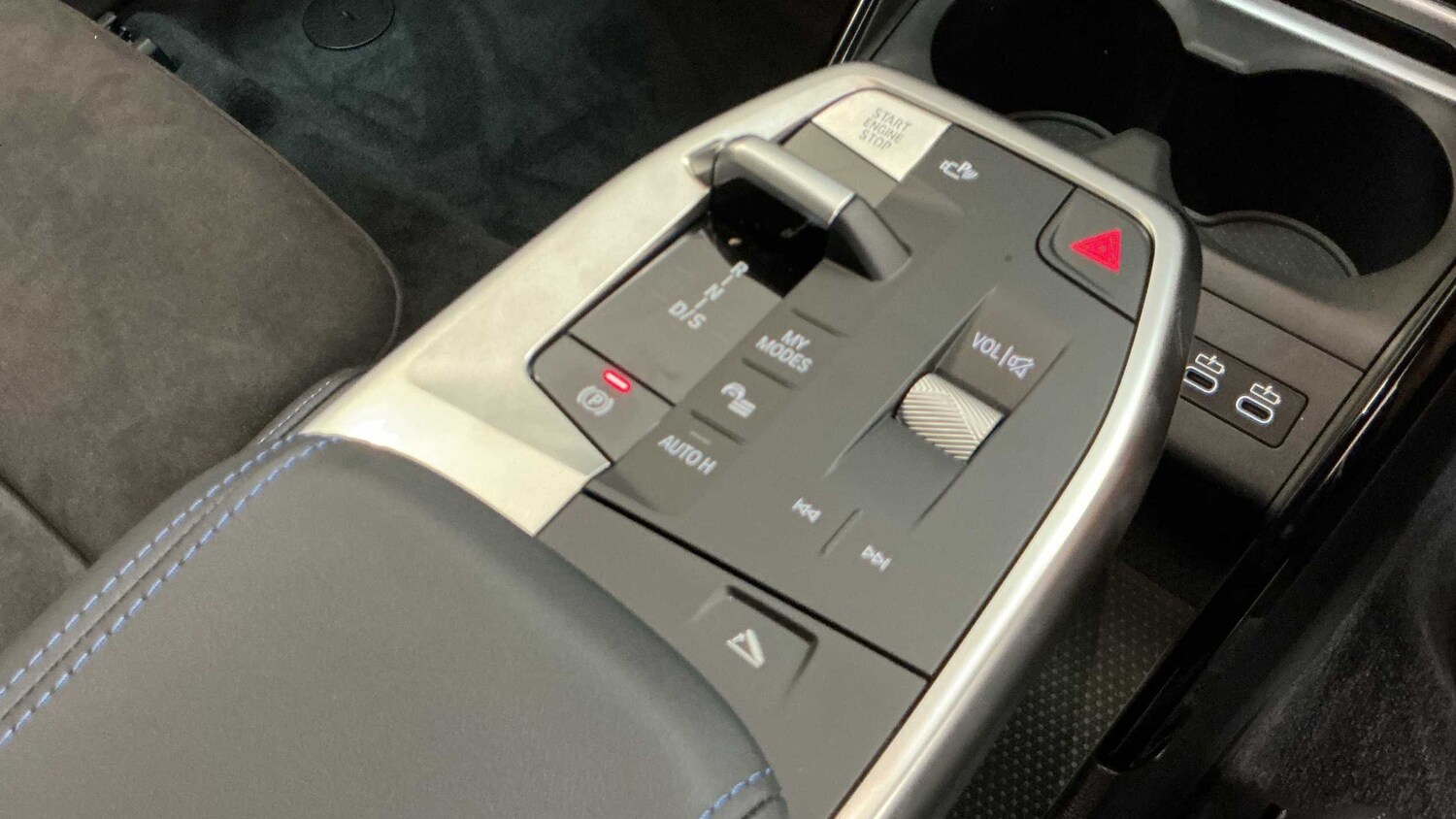Used BMW 2 Series 2025 for sale - 76329167: Photo 9