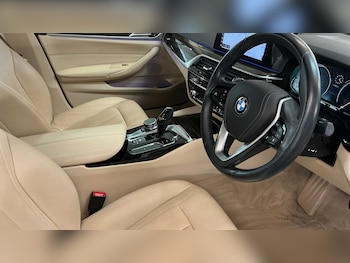 Used BMW 5 Series 2017 for sale - 75981286: Photo