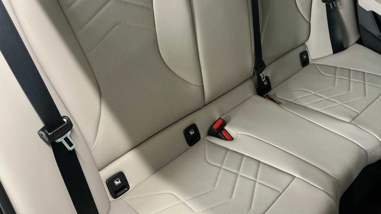 Used BMW 1 Series 2025 for sale - 76339632: Photo 21