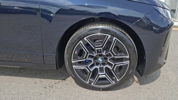 Used BMW iX 2025 for sale - 75218457: Photo 10