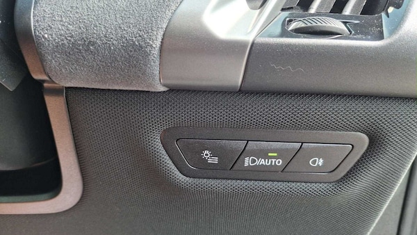 Used BMW iX 2025 for sale - 75218457: Photo 16