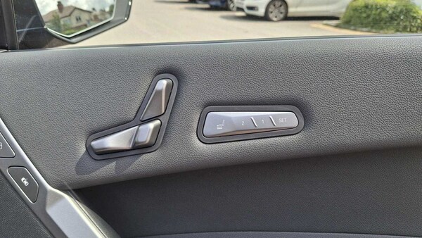 Used BMW iX 2025 for sale - 75218457: Photo 18