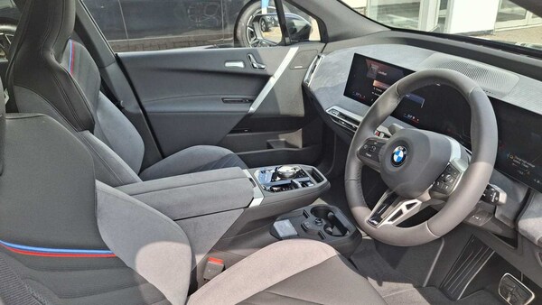 Used BMW iX 2025 for sale - 75218457: Photo 4