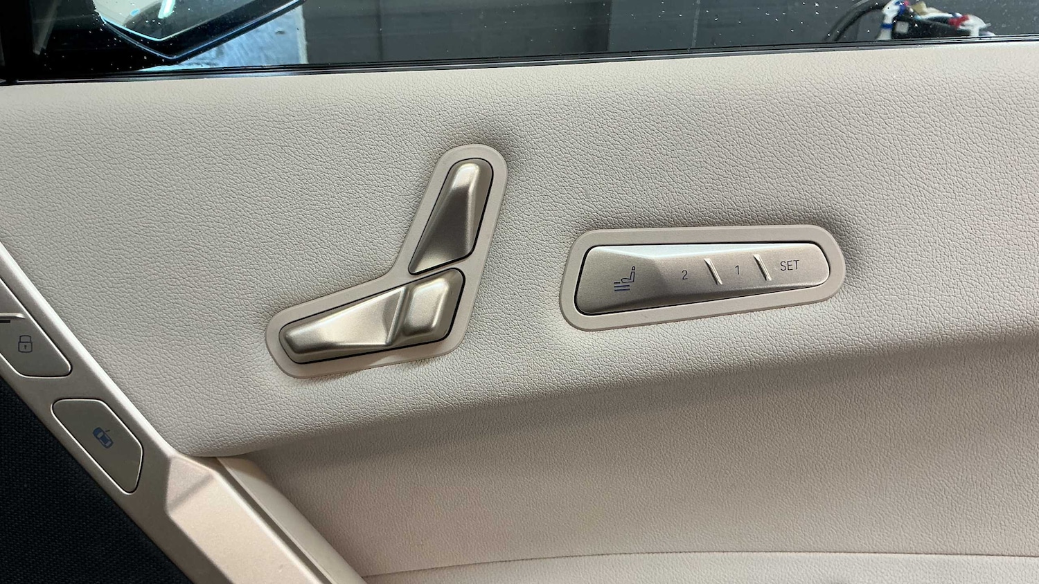 Used BMW iX 2023 for sale - 76804824: Photo 13