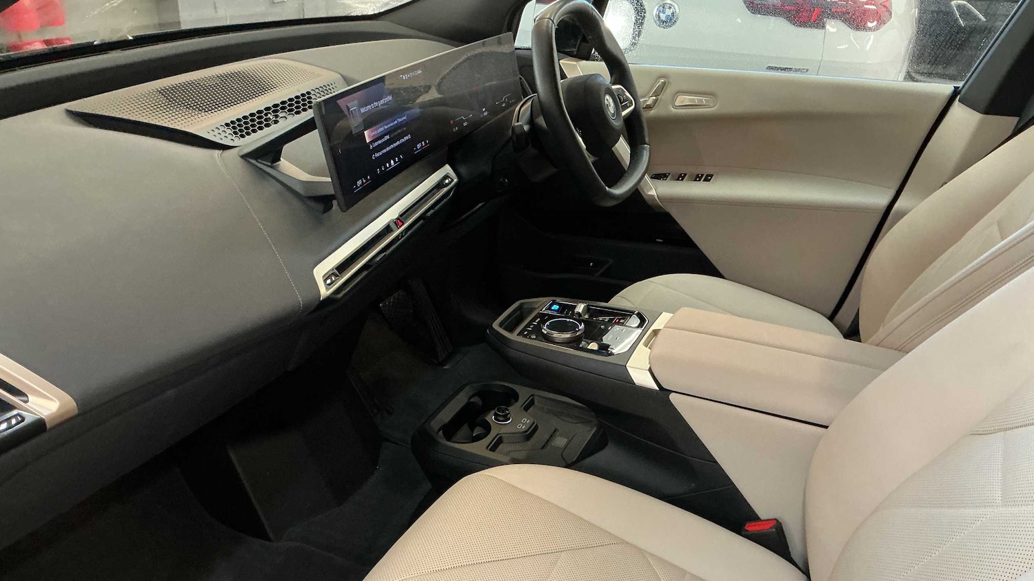 Used BMW iX 2023 for sale - 76804824: Photo 8