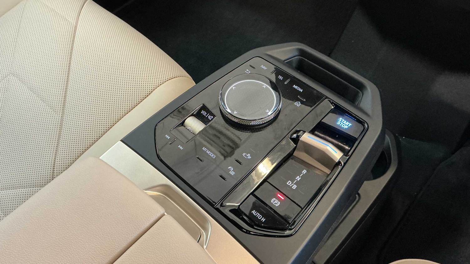 Used BMW iX 2023 for sale - 76804824: Photo 9