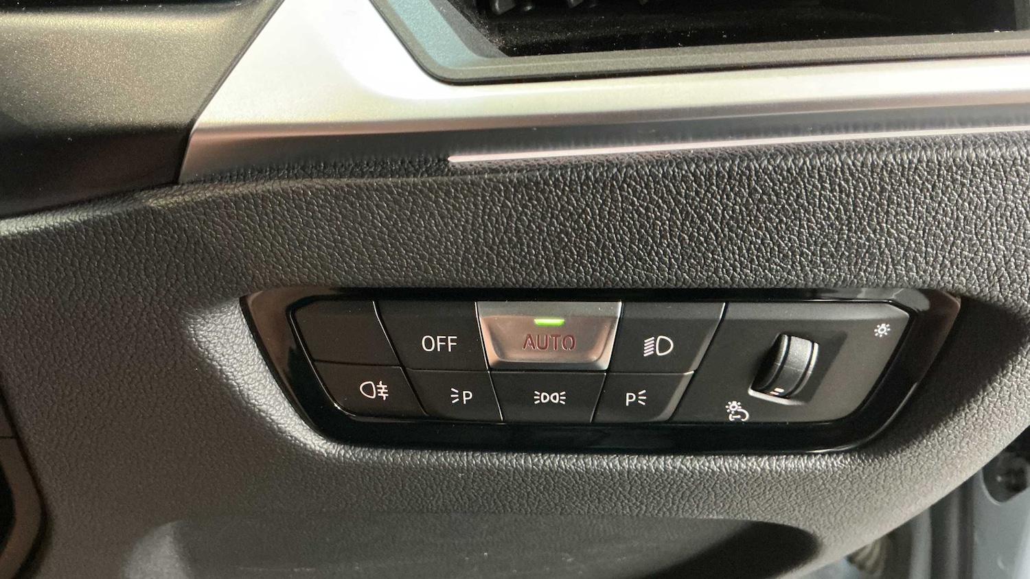 Used BMW 3 Series 2023 for sale - 77961064: Photo 26