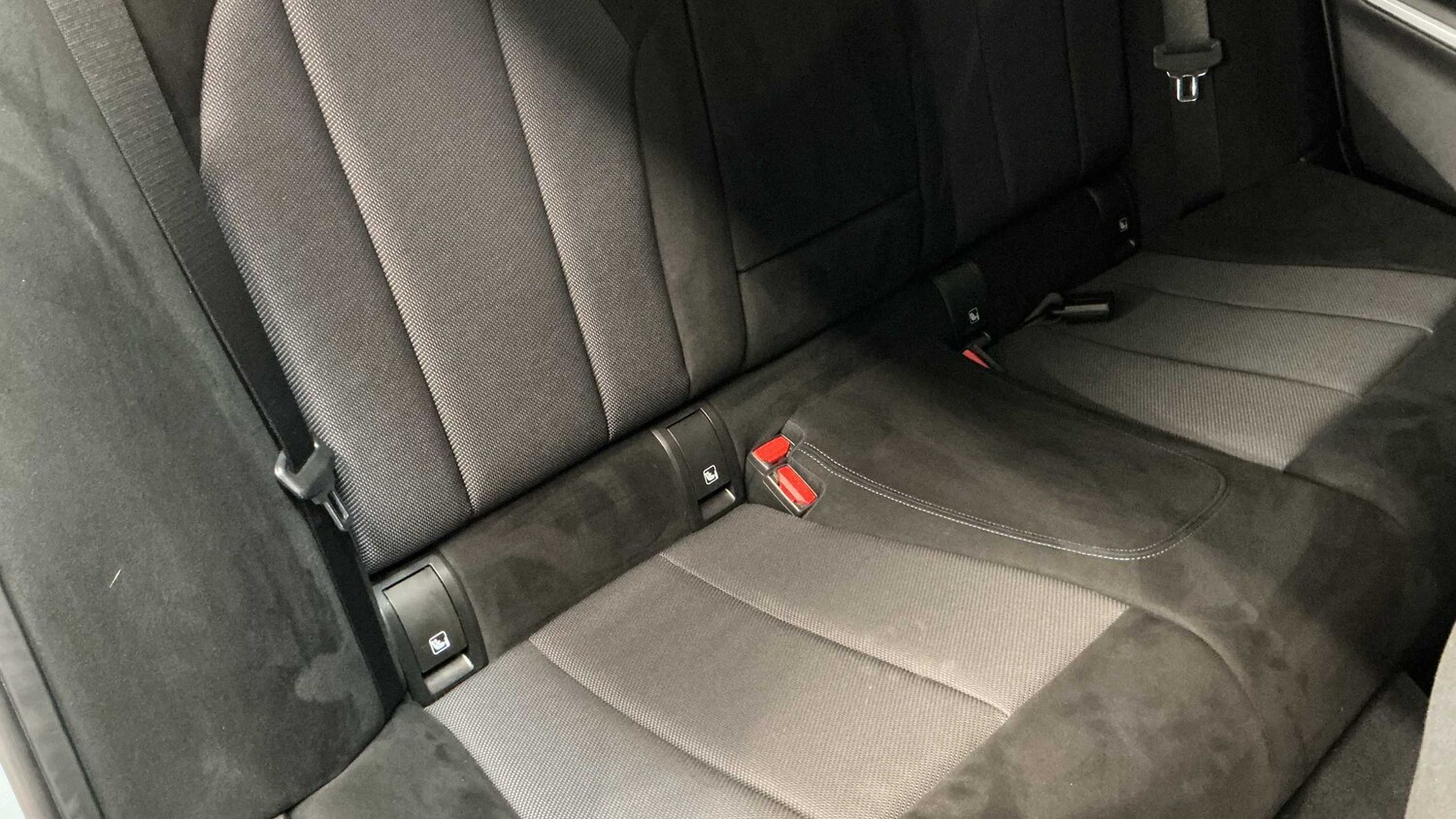 Used BMW 3 Series 2024 for sale - 77928522: Photo 24