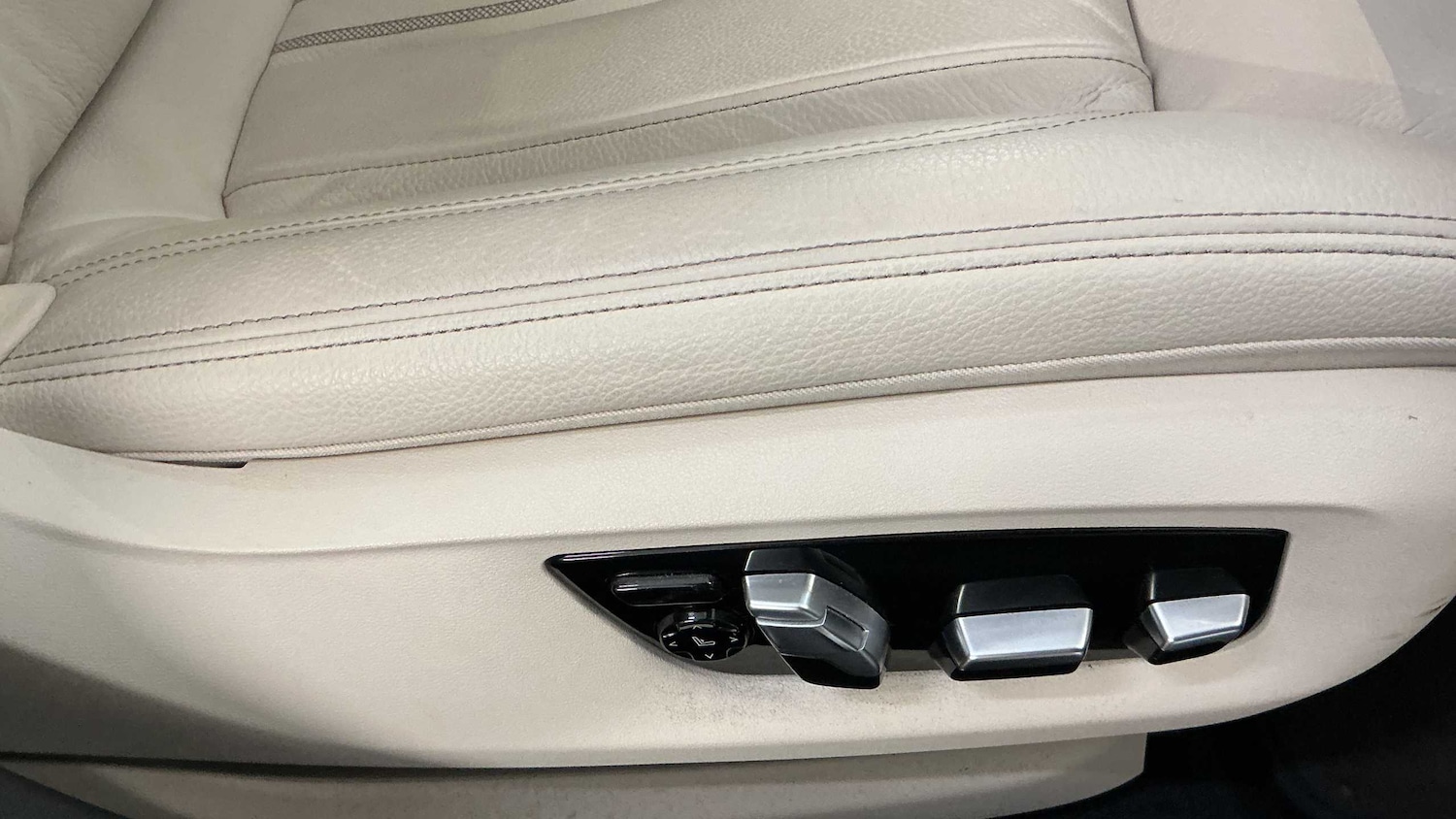 Used BMW 5 Series 2021 for sale - 77134830: Photo 13