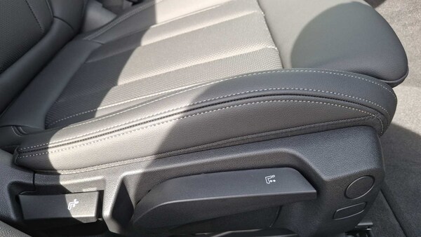 Used BMW i4 2025 for sale - 75216965: Photo 19