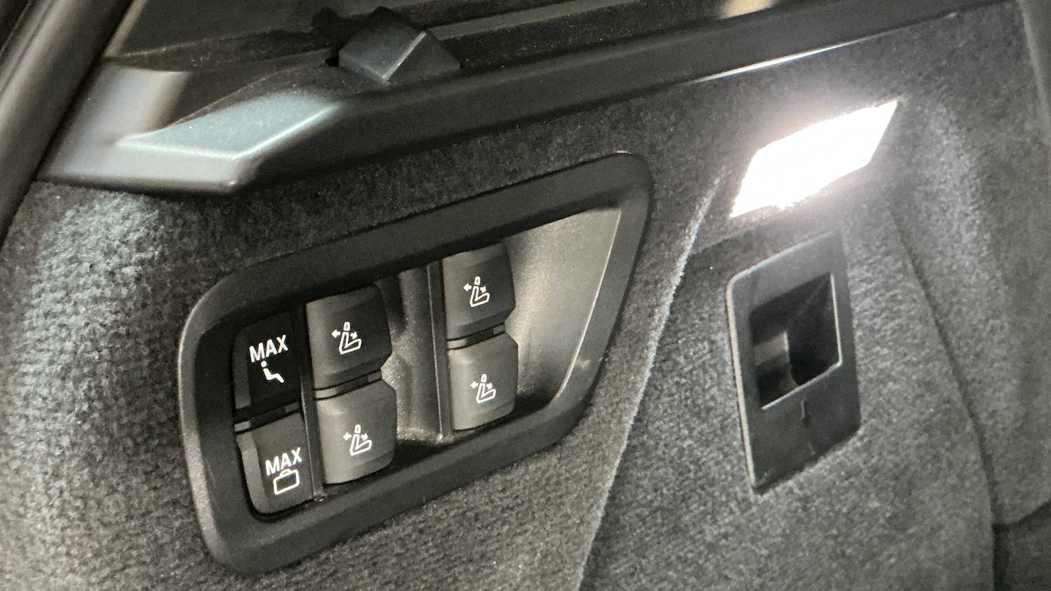 Used BMW X7 2019 for sale - 76310730: Photo 14