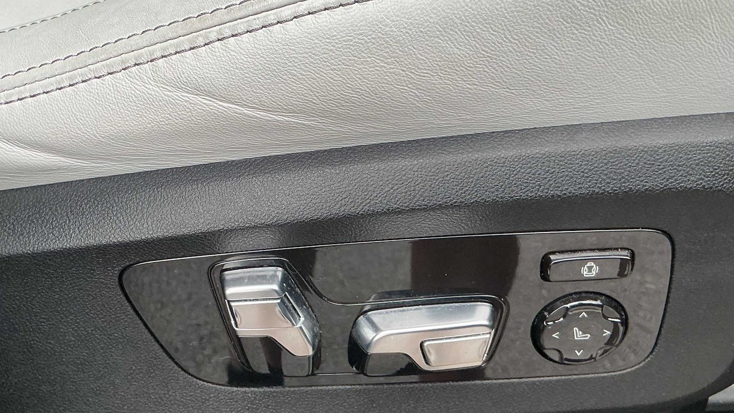 Used BMW X5 M 2024 for sale - 77458518: Photo 15