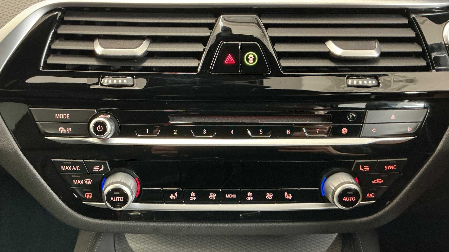 Used BMW 5 Series 2020 for sale - 76718050: Photo 15