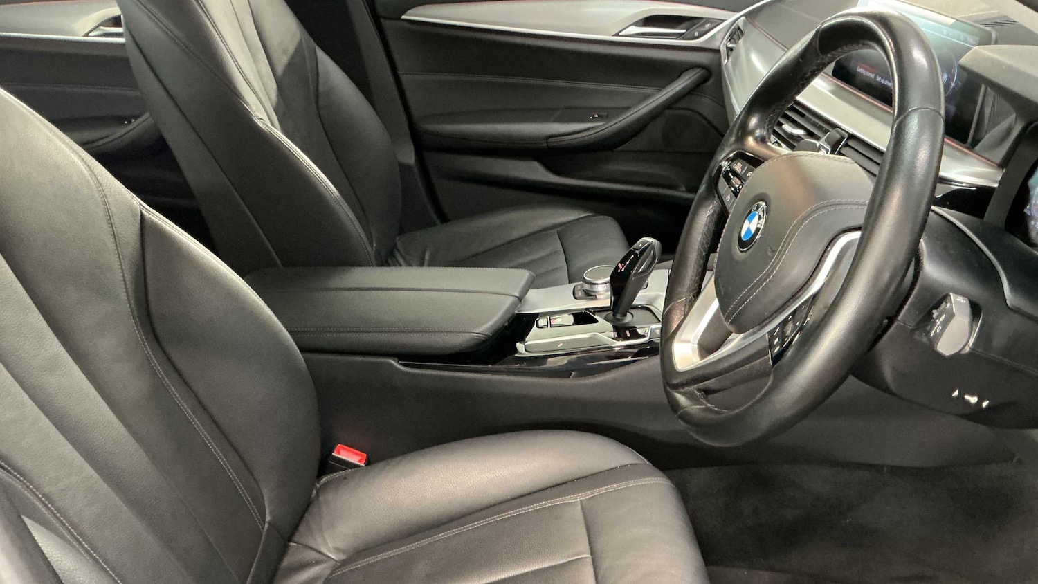 Used BMW 5 Series 2020 for sale - 77134831: Photo 5