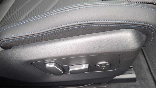 Used BMW 5 Series 2025 for sale - 75271011: Photo 27