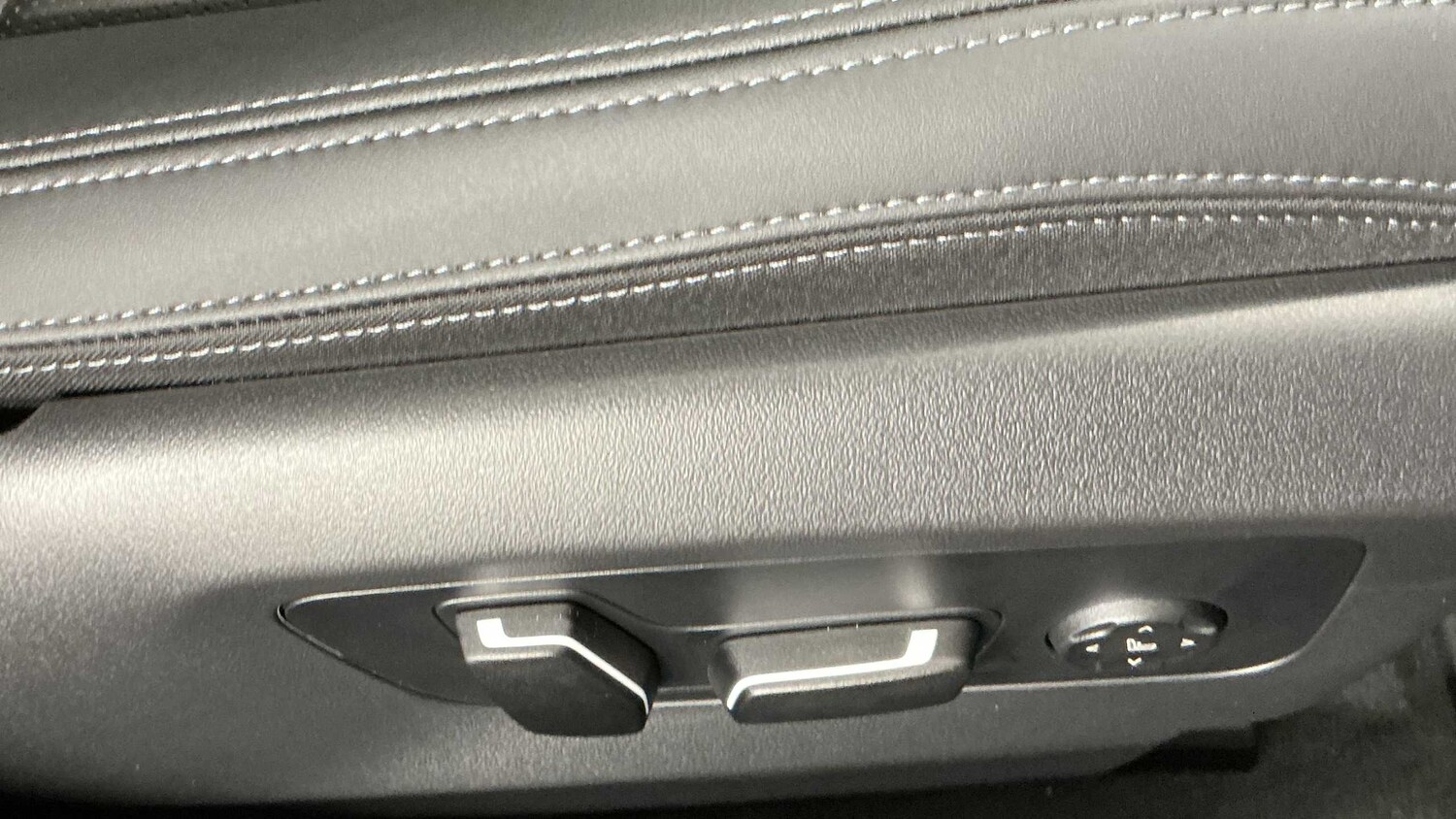 Used BMW i5 2025 for sale - 76329355: Photo 13