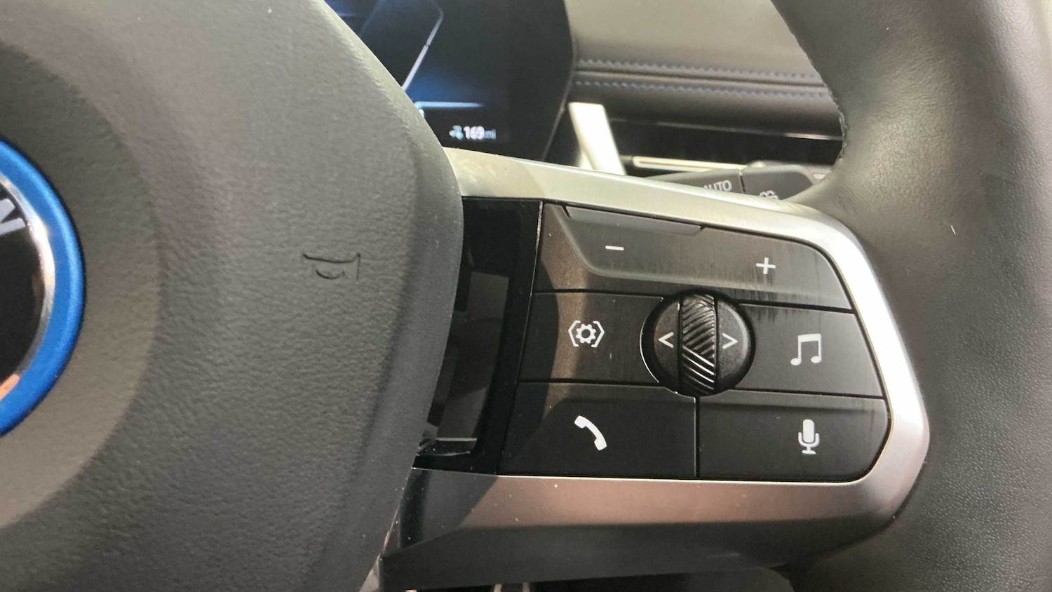 Used BMW iX1 2025 for sale - 77232922: Photo 19