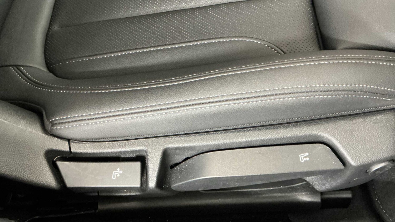 Used BMW 3 Series 2025 for sale - 77786931: Photo 23