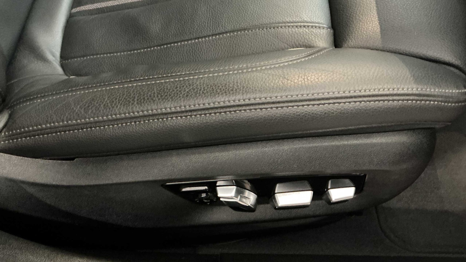 Used BMW 5 Series 2023 for sale - 77961161: Photo 14