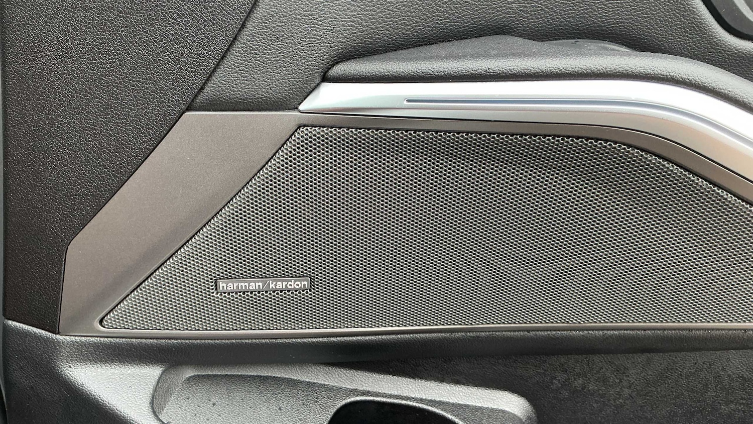 Used BMW 3 Series 2023 for sale - 78187838: Photo 13