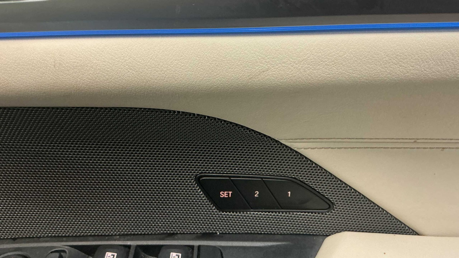 Used BMW i4 2022 for sale - 77333958: Photo 14