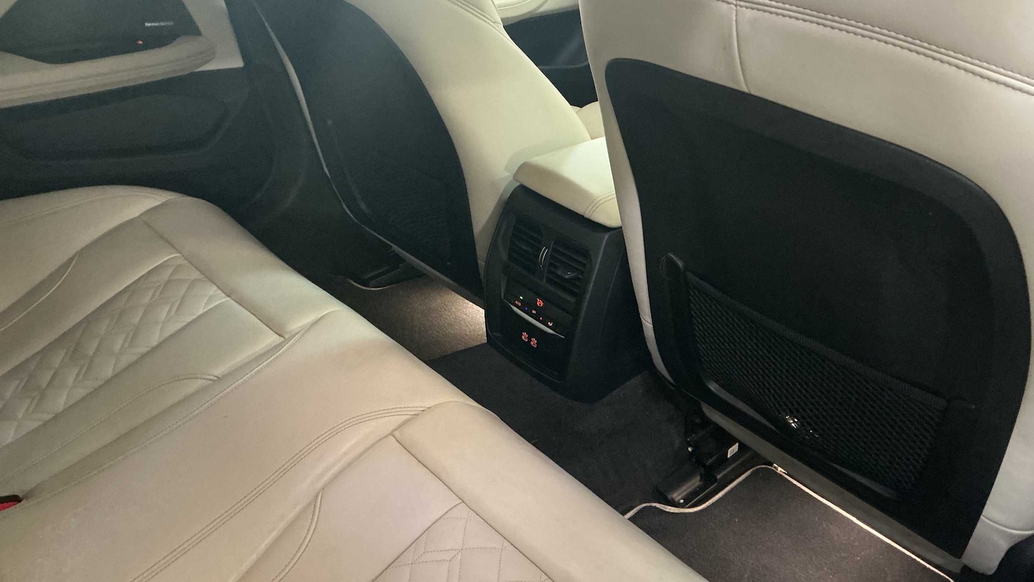 Used BMW i4 2022 for sale - 77333958: Photo 24