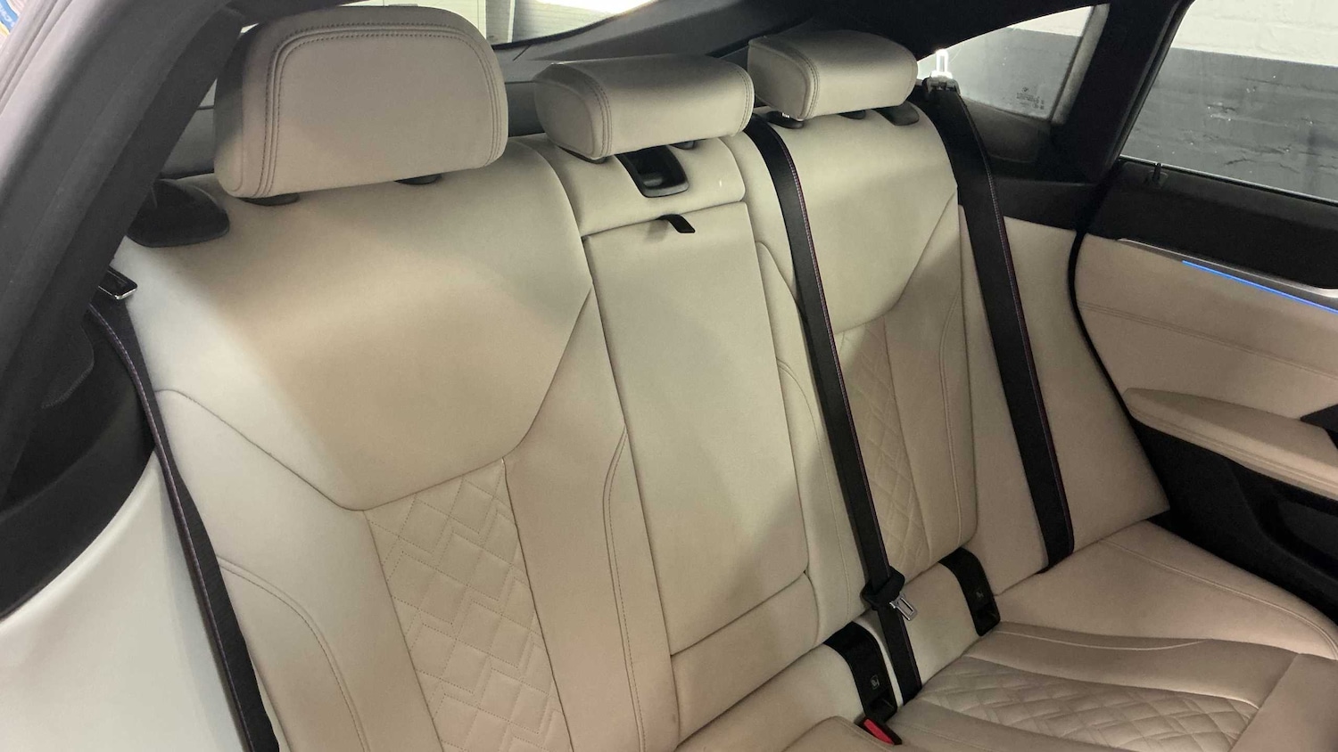 Used BMW i4 2022 for sale - 77333958: Photo 25