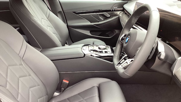 Used BMW 5 Series 2024 for sale - 75217404: Photo 17
