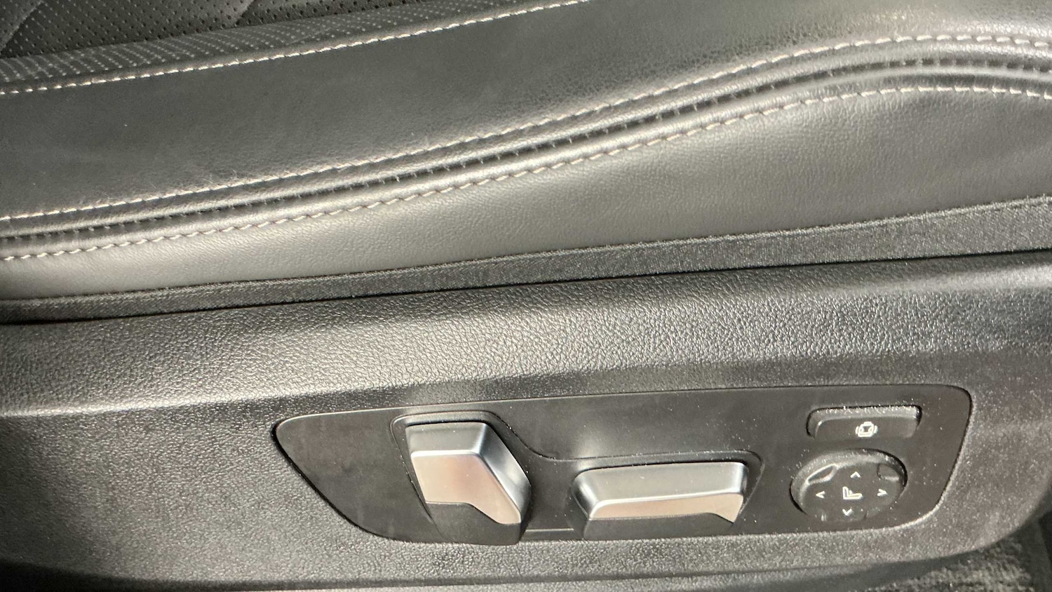 Used BMW X5 2025 for sale - 76373739: Photo 16