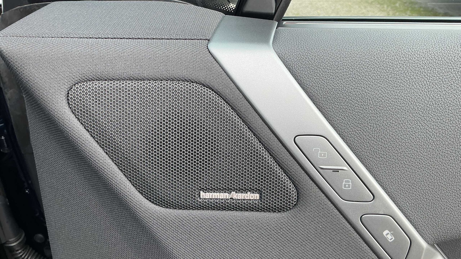 Used BMW iX 2025 for sale - 77795591: Photo 18