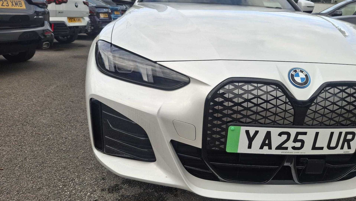 Vehicle 33