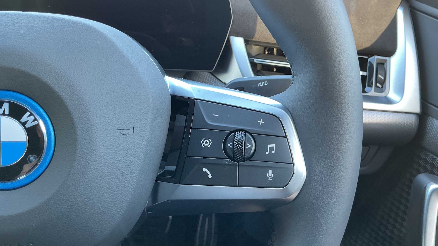 Used BMW iX2 2025 for sale - 76805000: Photo 18