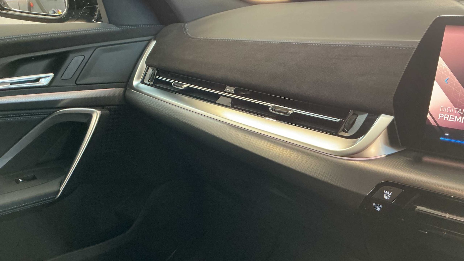 Used BMW iX2 2025 for sale - 76805000: Photo 25