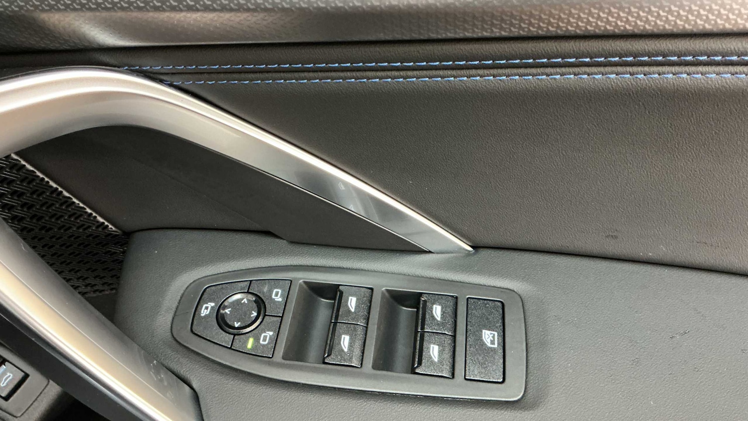 Used BMW iX2 2025 for sale - 76805000: Photo 26