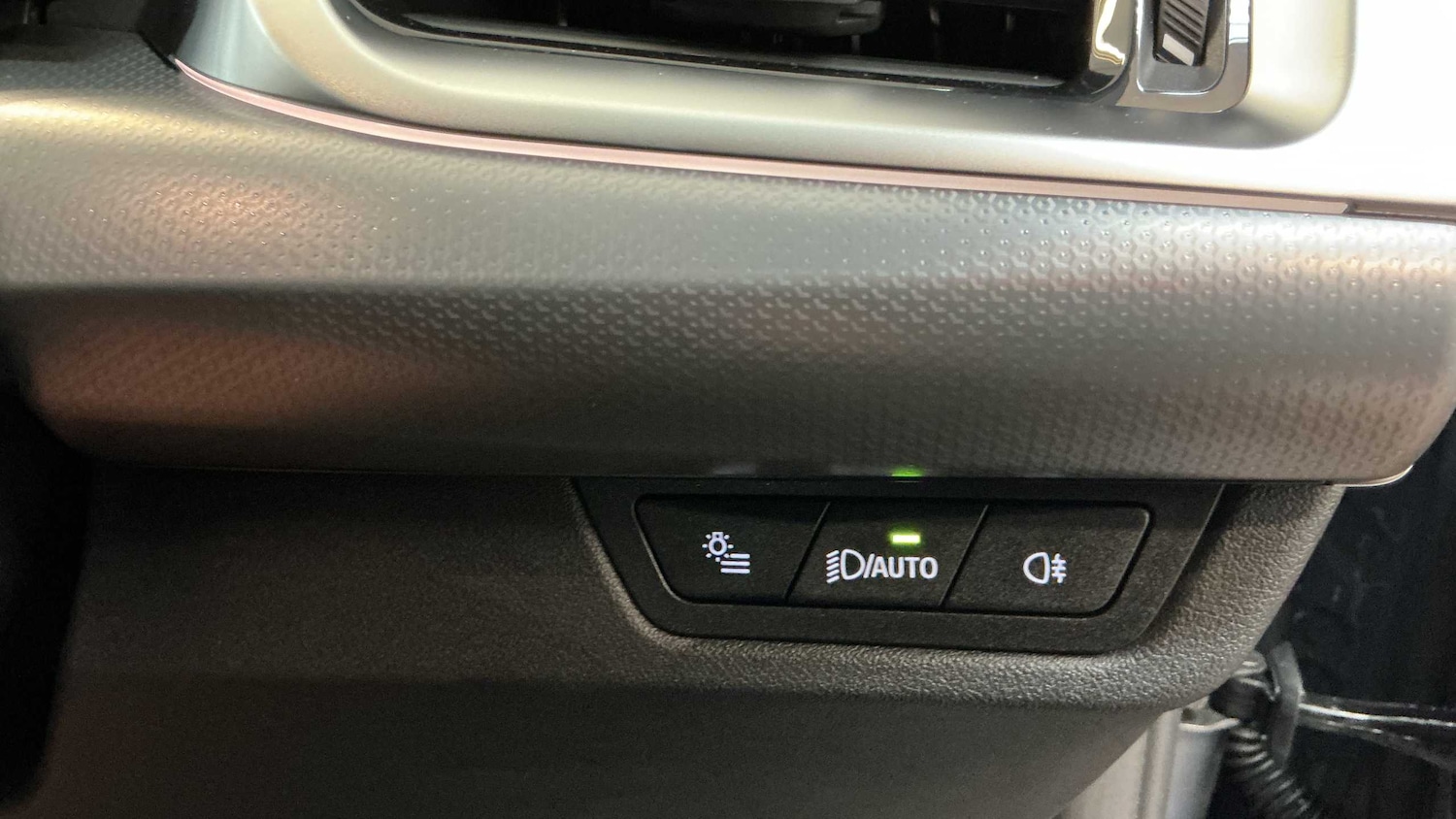 Used BMW iX2 2025 for sale - 76805000: Photo 27