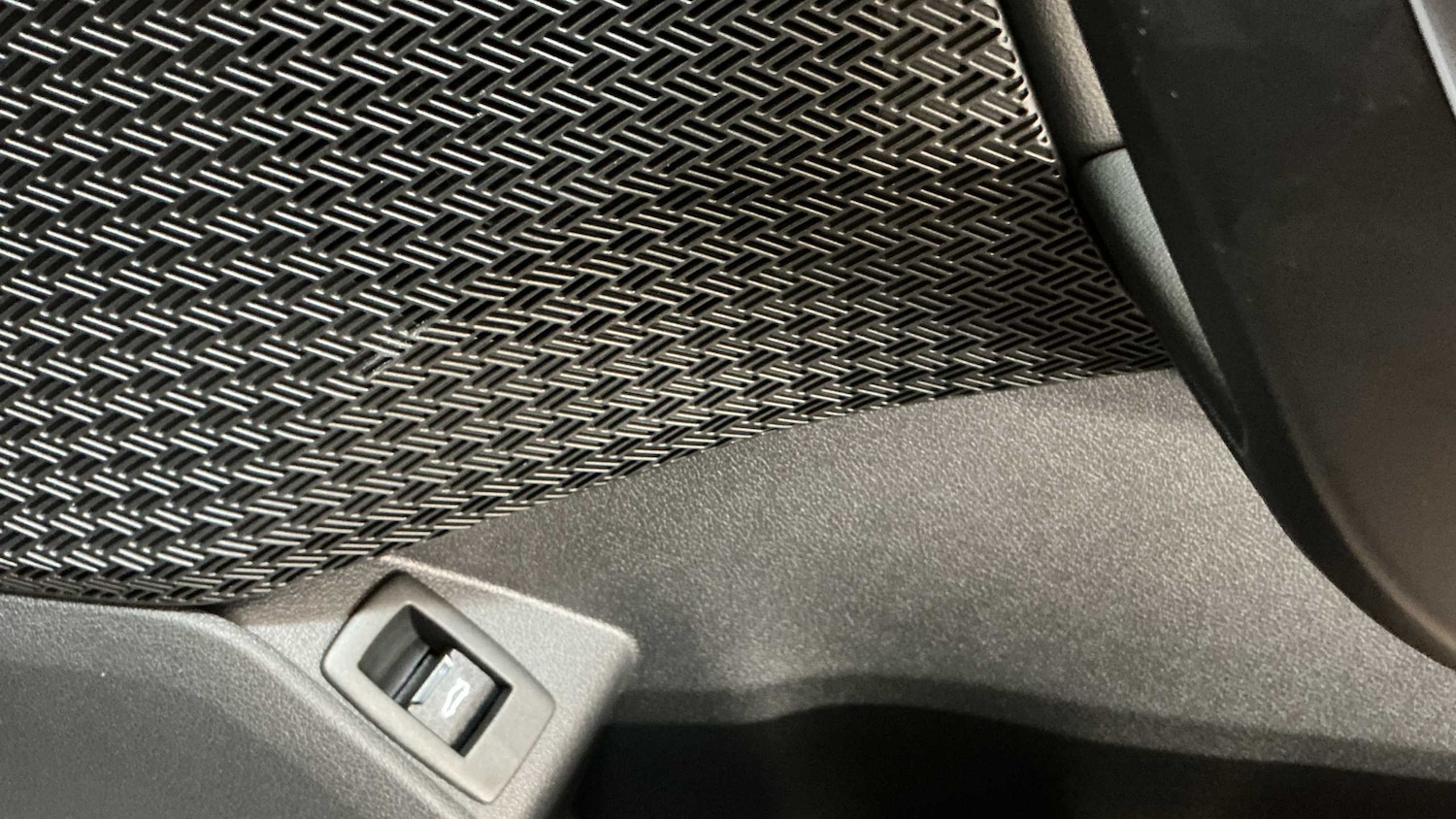 Used BMW iX2 2025 for sale - 76805000: Photo 28