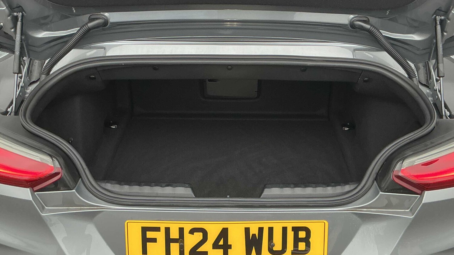 Used BMW Z4 2024 for sale - 77428972: Photo 32