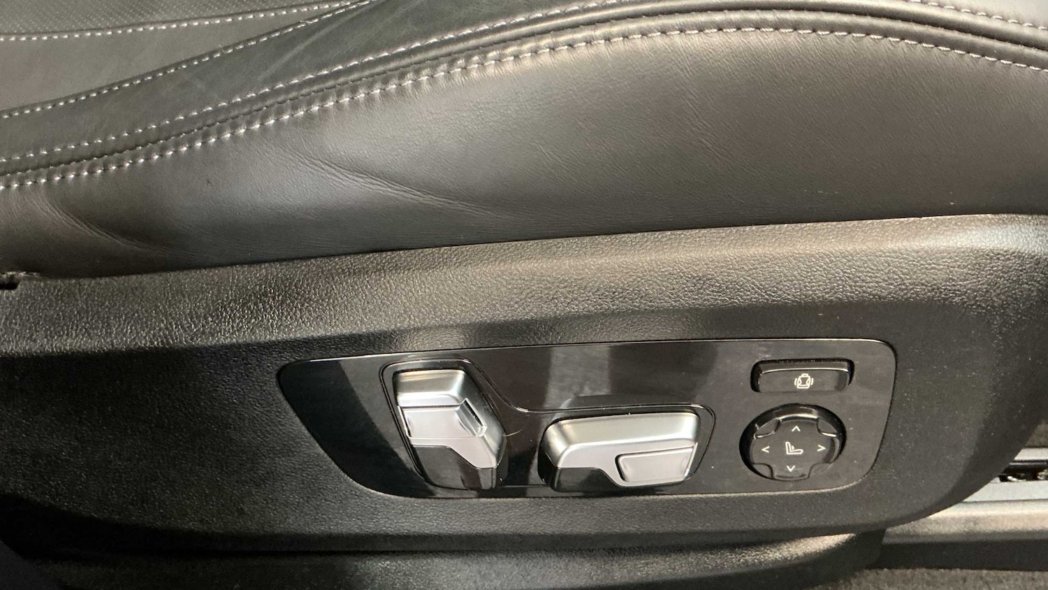 Used BMW X5 M 2025 for sale - 78209273: Photo 16