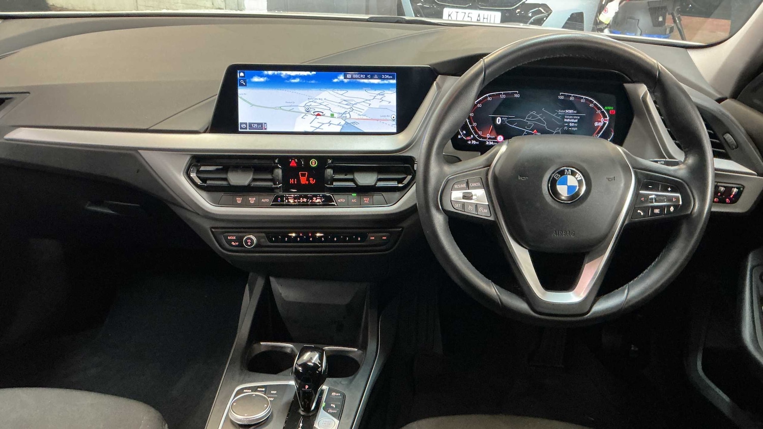 Used BMW 1 Series 2023 for sale - 77348135: Photo 16