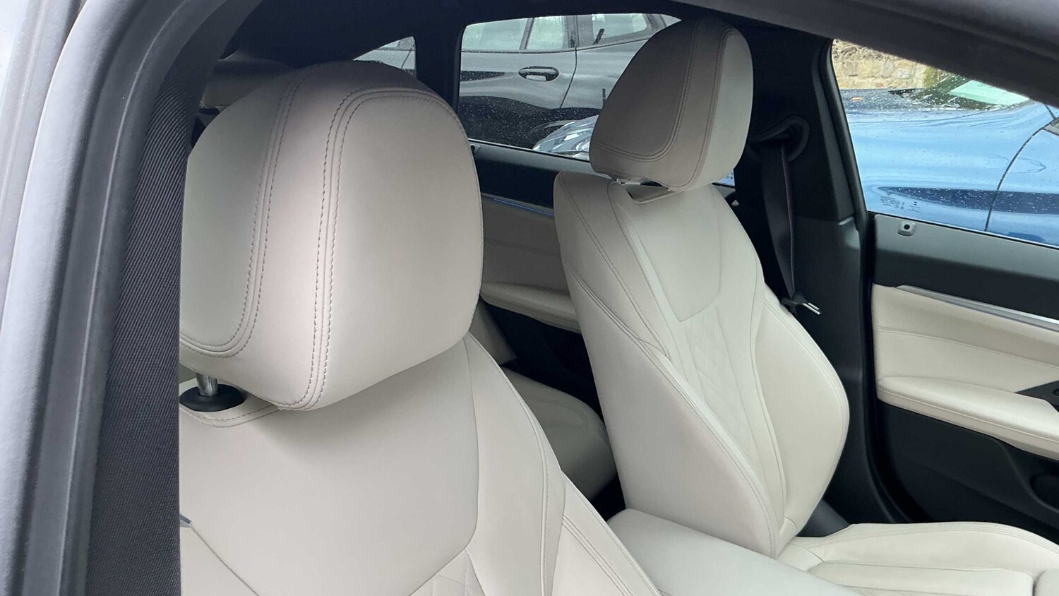 Used BMW i4 2022 for sale - 77942861: Photo 23