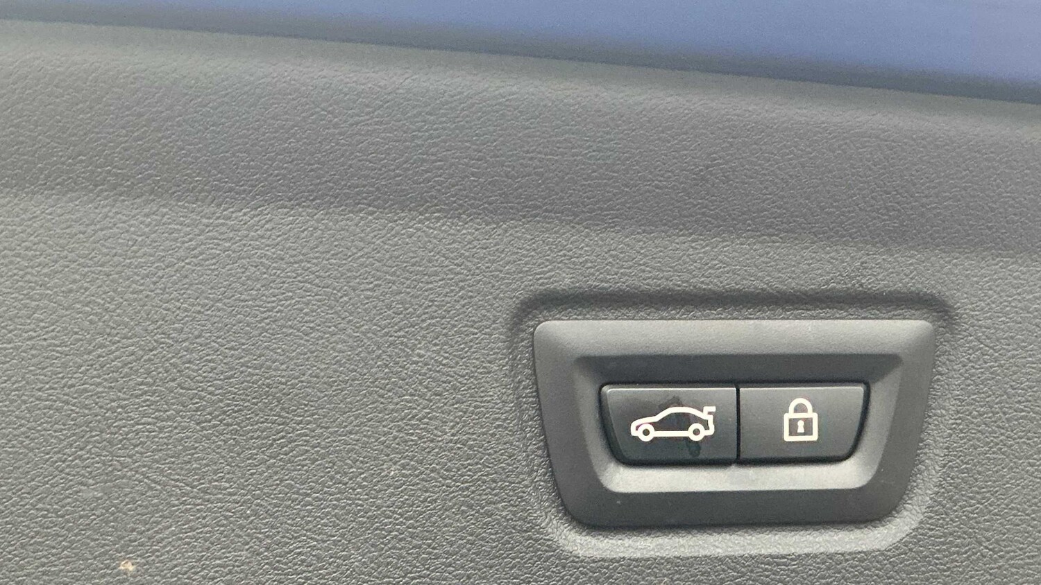 Used BMW i4 2022 for sale - 77942861: Photo 30