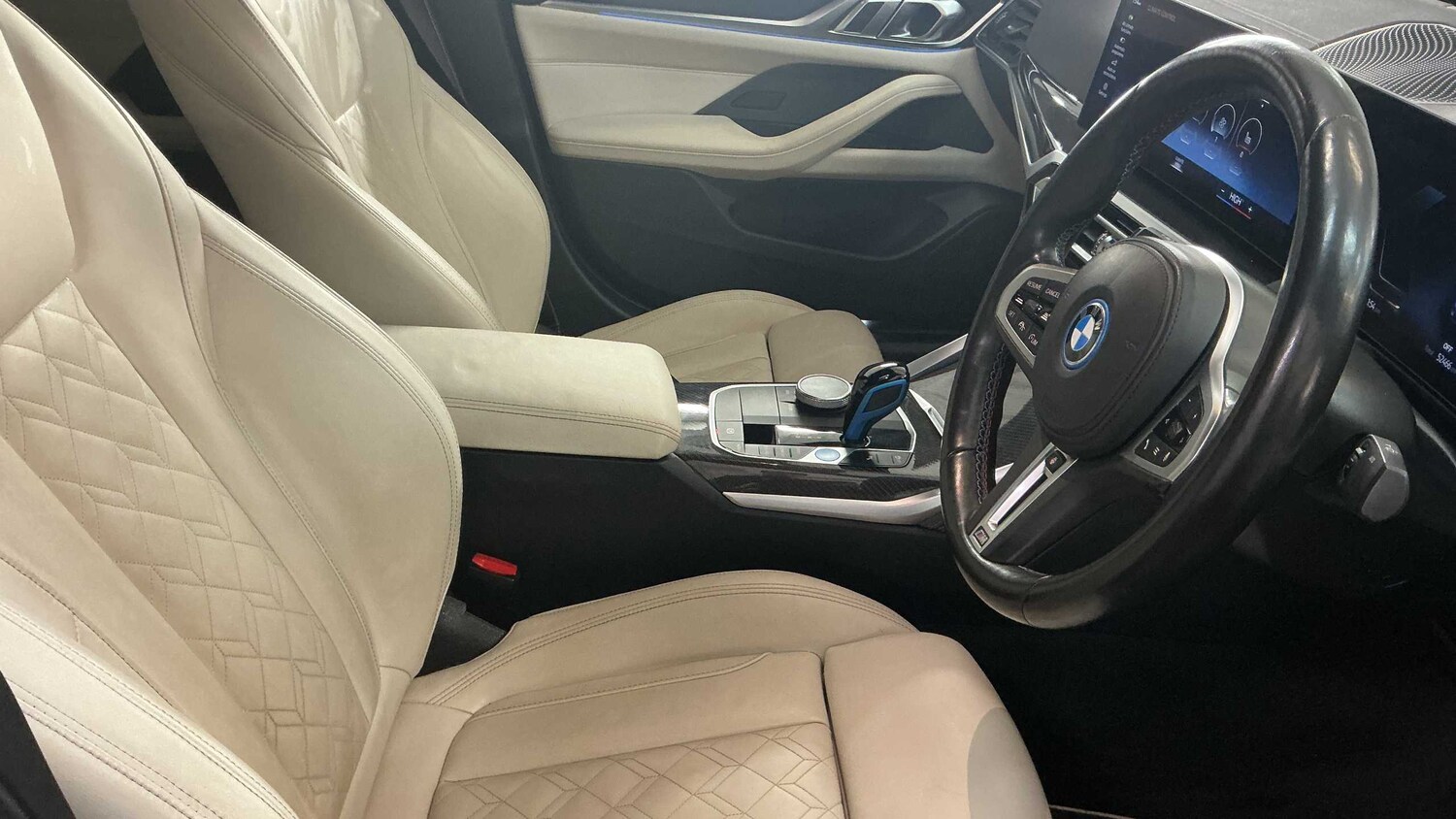 Used BMW i4 2022 for sale - 77648993: Photo 22