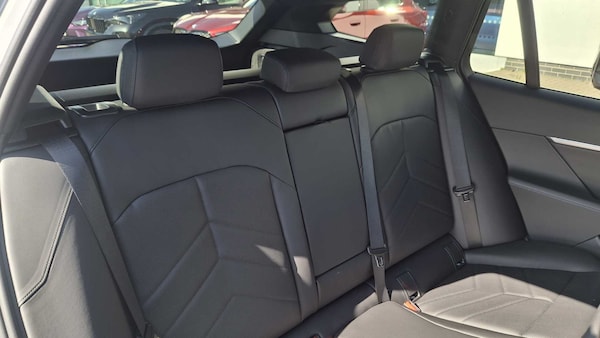 Used BMW 5 Series 2025 for sale - 75218143: Photo 24