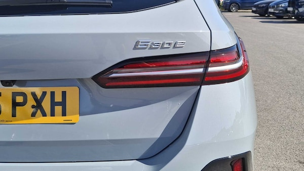 Used BMW 5 Series 2025 for sale - 75218143: Photo 32