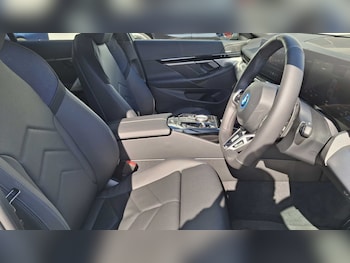 Used BMW 5 Series 2025 for sale - 75218143: Photo