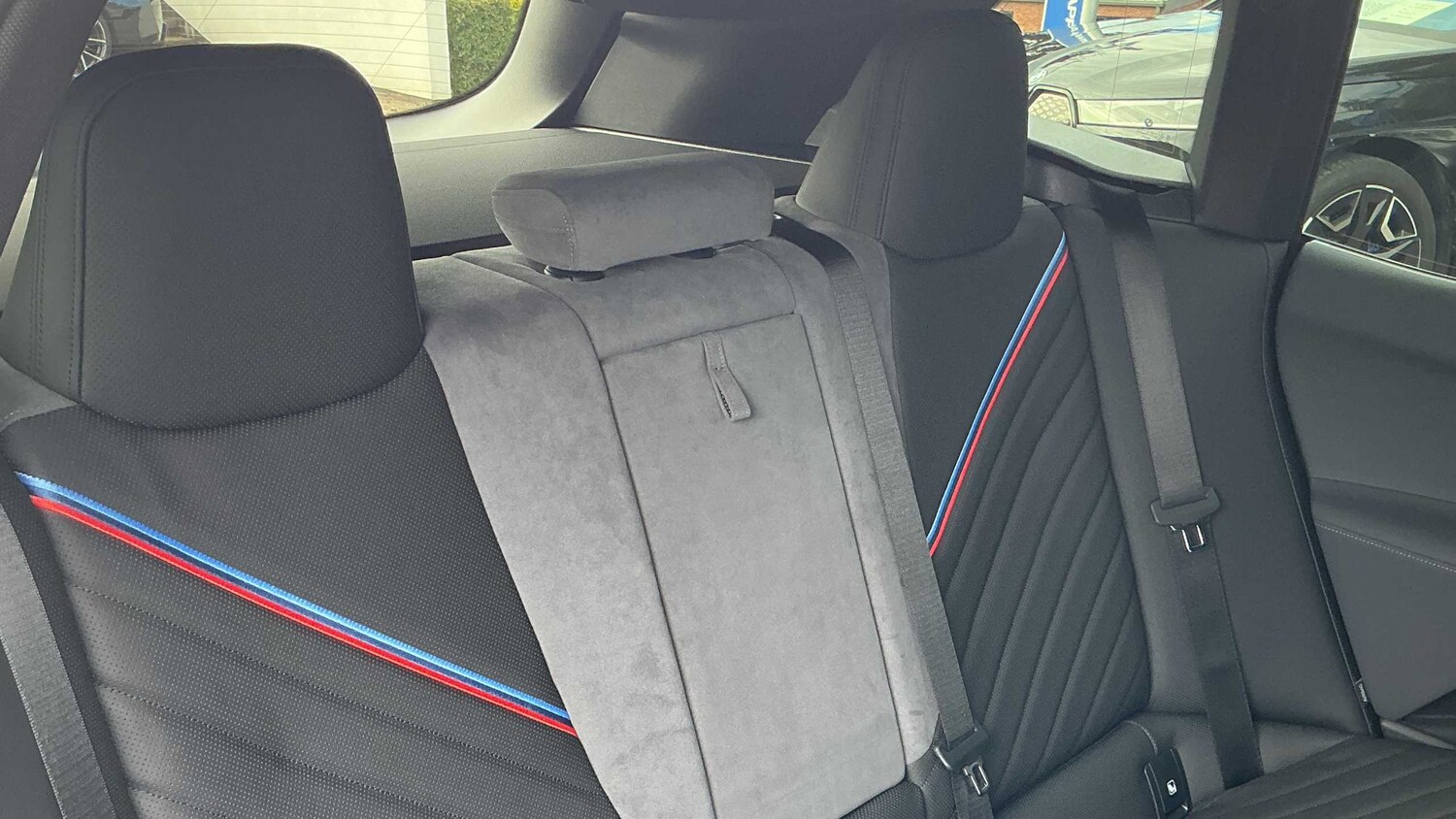 Used BMW iX 2025 for sale - 76339611: Photo 23