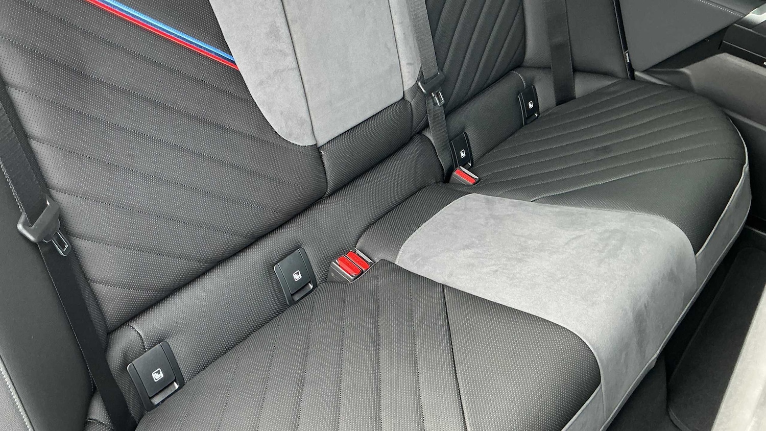 Used BMW iX 2025 for sale - 76339611: Photo 25