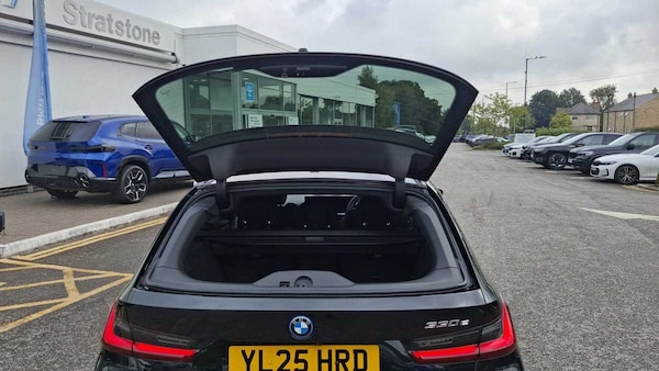 Used BMW 3 Series 2025 for sale - 75260008: Photo 31